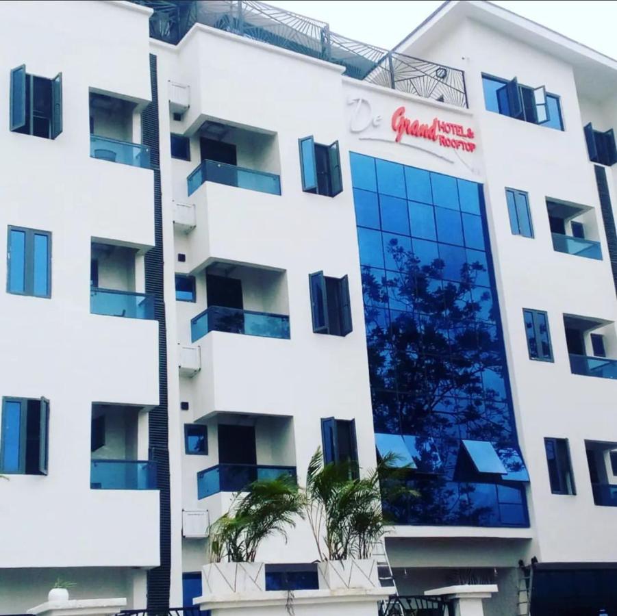 De Grand Hotel & Rooftop Calabar